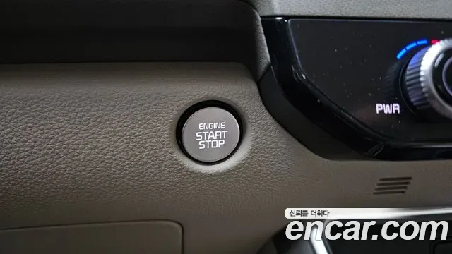 Kia Carnival HEV 7 мест, миниатюра 8
