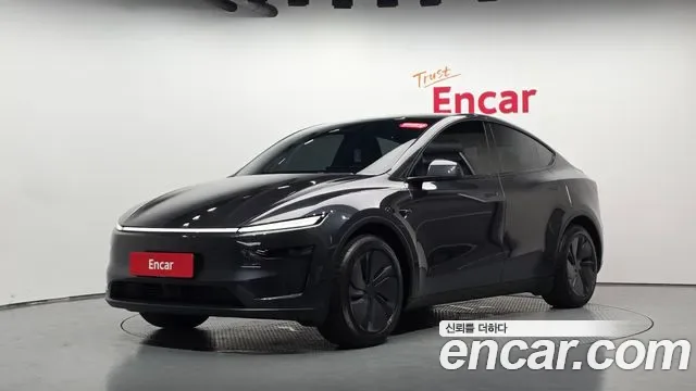 Tesla Y RWD