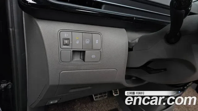 Hyundai Staria HEV 1.6 Lounge 7 мест Inspiration, миниатюра 23