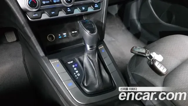 Hyundai Avante AD, миниатюра 2