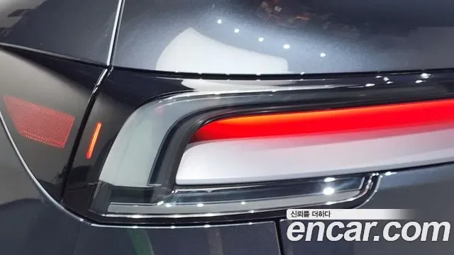 Tesla Y AWD, миниатюра 23