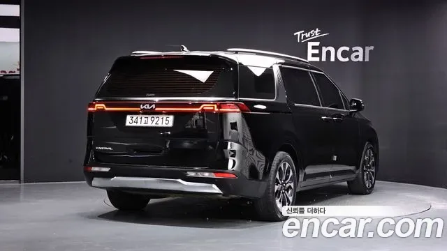 Kia Carnival дизель 9 мест, миниатюра 3