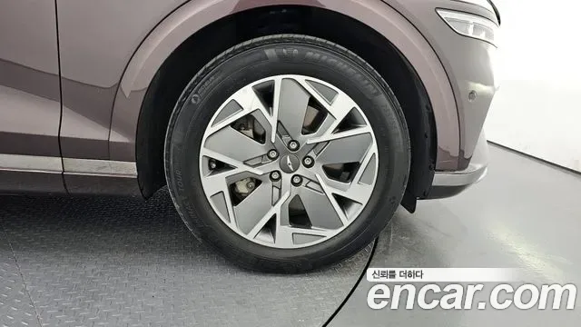 Genesis GV70 e-AWD, миниатюра 11