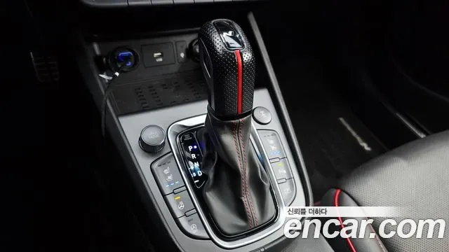 Hyundai Kona бензин 1.6 Turbo 4WD N Line Inspiration, миниатюра 4