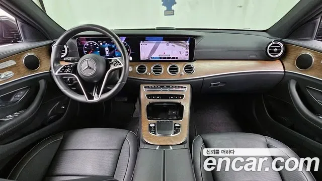 Mercedes-Benz E-Class E220d 4MATIC, миниатюра 8