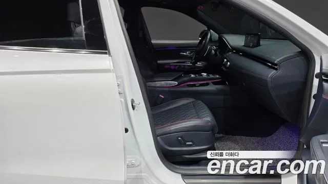 Genesis GV70 2.5T бензин AWD ( ), миниатюра 17