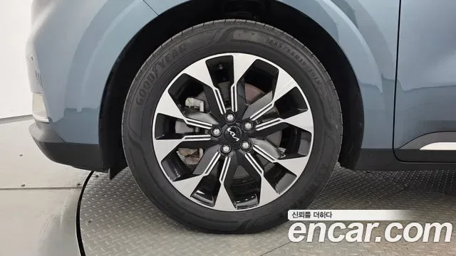 Kia Carnival бензин 7 мест, миниатюра 10