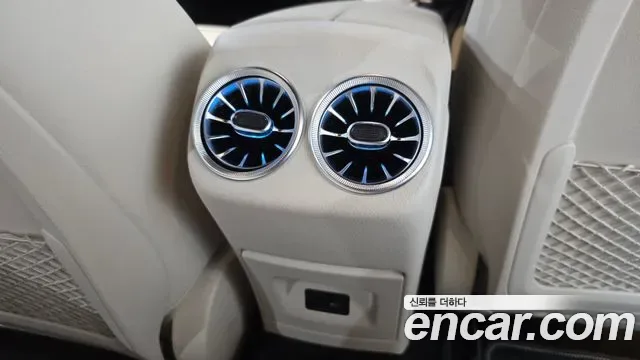 Mercedes-Benz A-Class A220, миниатюра 13