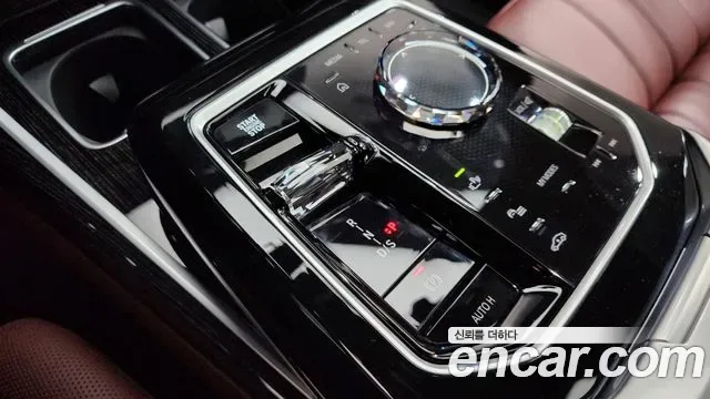 BMW 7 (G70) 740i xDrive M, миниатюра 20