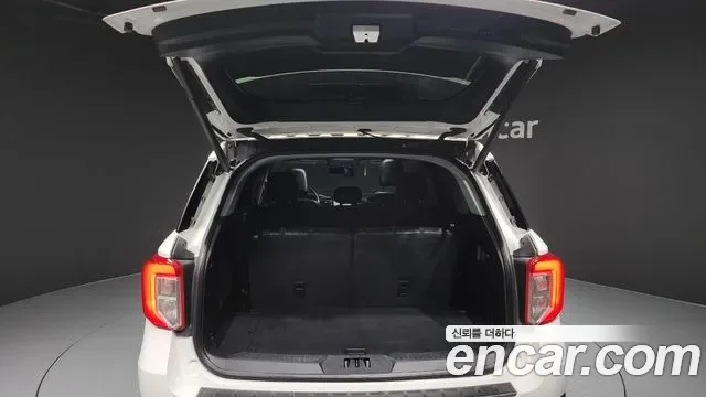 Ford Explorer 3.0 PHEV, миниатюра 10