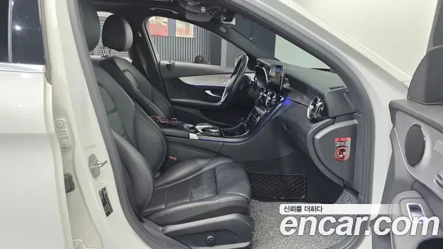 Mercedes-Benz C-Class C300e 4MATIC AMG Line, миниатюра 4