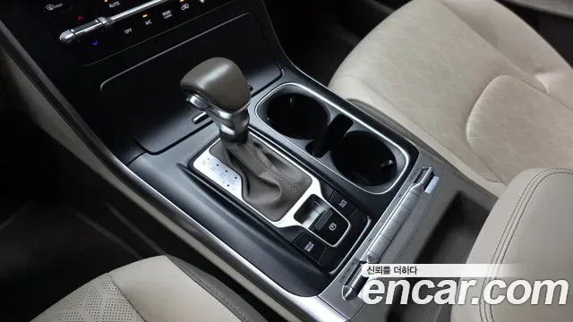 Kia Carnival дизель 9 мест Prestige, миниатюра 17