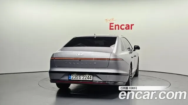 Hyundai Grandeur Calligraphy, миниатюра 7