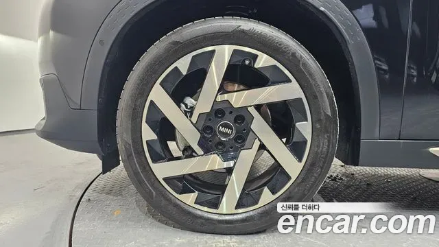 MINI Cooper ALL4, миниатюра 7