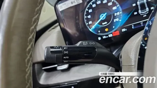 Kia Carnival бензин 9 мест, миниатюра 4