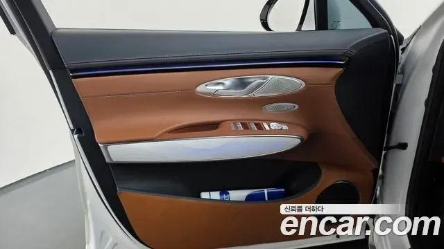 Genesis GV70 2.5T бензин AWD ( ), миниатюра 30
