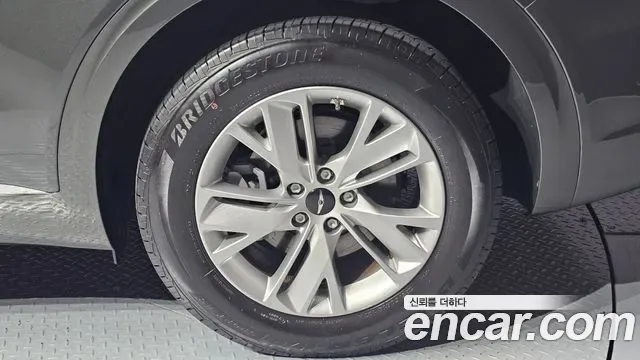 Genesis GV70 2.5T бензин AWD ( ), миниатюра 28
