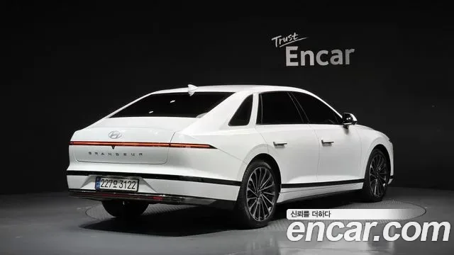Hyundai Grandeur Calligraphy, миниатюра 4