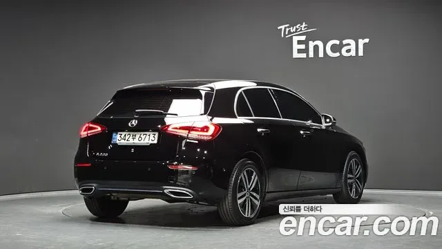 Mercedes-Benz A-Class A220, миниатюра 19