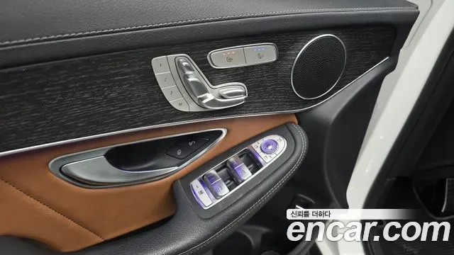 Mercedes-Benz GLC GLC300 4MATIC, миниатюра 3