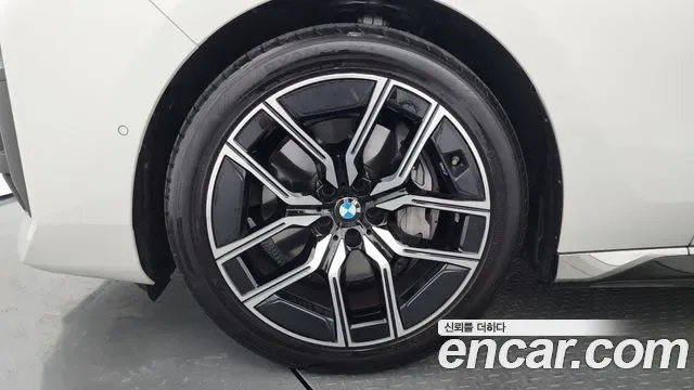 BMW 7 (G70) 740i xDrive M, миниатюра 22