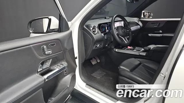 Mercedes-Benz GLB GLB220, миниатюра 17