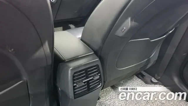 Kia Niro EV, миниатюра 8