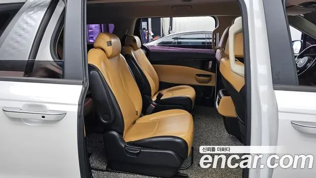 Kia Carnival дизель 9 мест Prestige, миниатюра 29