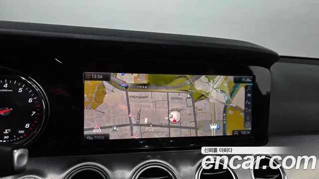 Mercedes-Benz E-Class E250, миниатюра 12