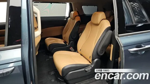 Kia Carnival бензин 9 мест, миниатюра 25