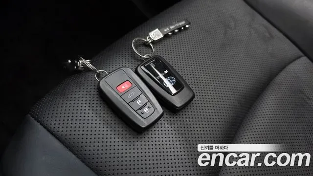 Toyota RAV4 2.5 4WD гибрид, миниатюра 5
