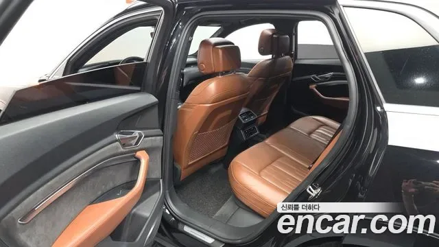 Audi e-, миниатюра 22