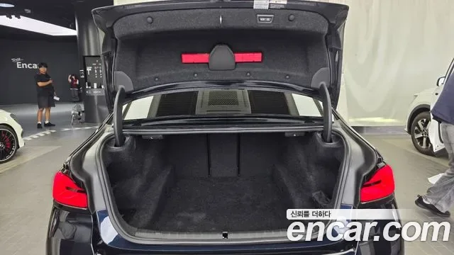 BMW 5 (G30) 520i M, миниатюра 30