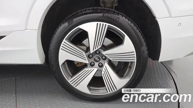 Audi e-, миниатюра 27