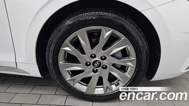 Hyundai Grandeur Calligraphy, миниатюра 9