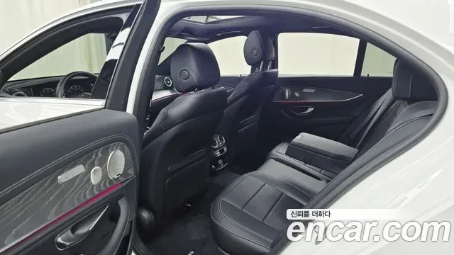 Mercedes-Benz E-Class E350 4MATIC AMG Line, миниатюра 26