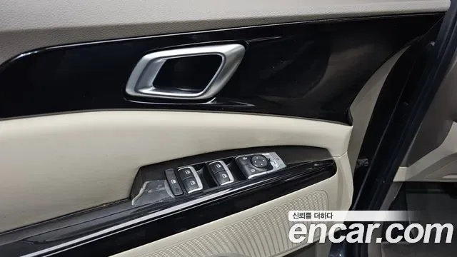 Kia Carnival бензин 9 мест, миниатюра 7