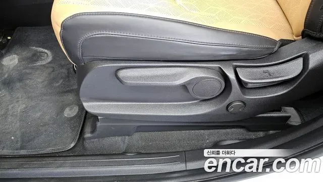 Kia Carnival дизель 9 мест Prestige, миниатюра 19