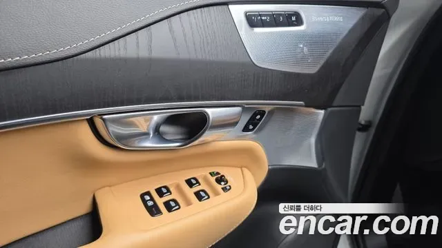 Volvo XC90 T8 гибрид, миниатюра 23