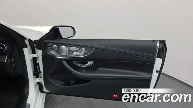 Mercedes-Benz E-Class E450 4MATIC, миниатюра 28