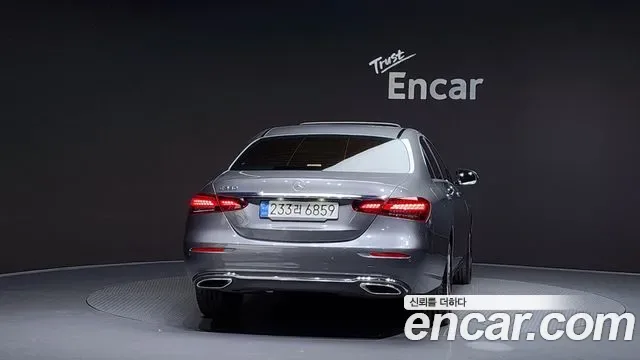 Mercedes-Benz E-Class E250, миниатюра 15