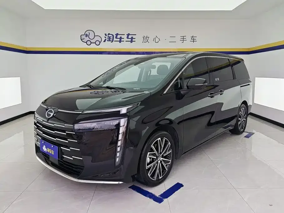 GAC Trumpchi E8