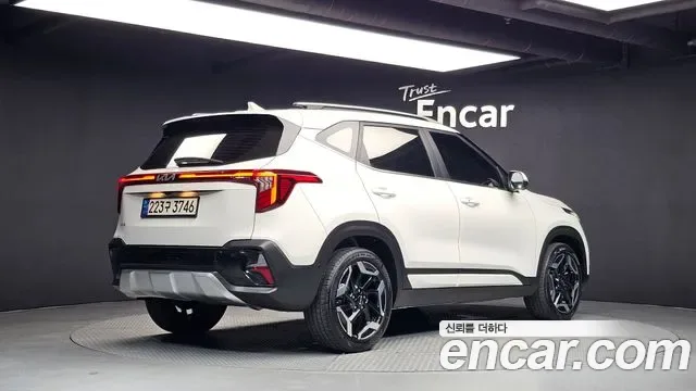 Kia Seltos бензин 1.6 Turbo 2WD Signature, миниатюра 20