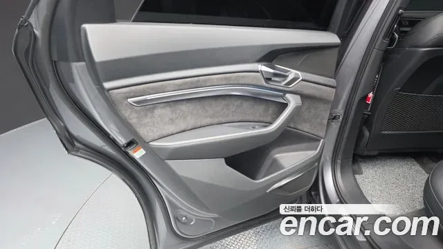 Audi e-, миниатюра 6