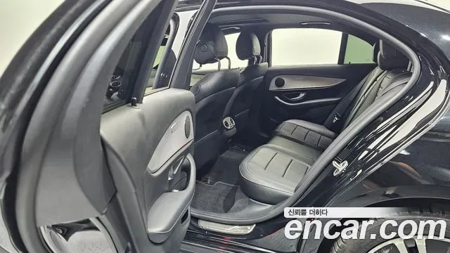 Mercedes-Benz E-Class E250, миниатюра 21