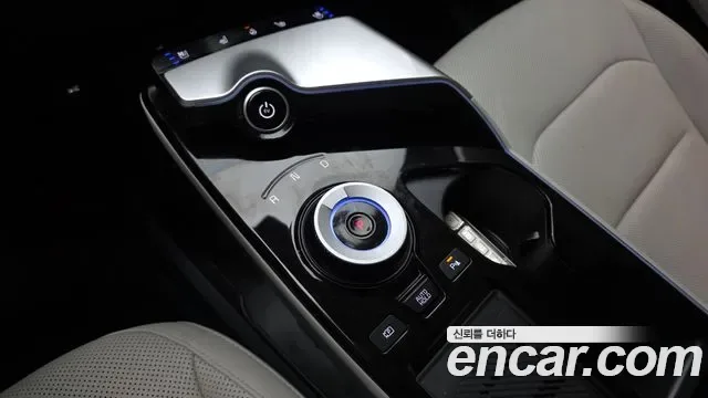 Kia EV6, миниатюра 12