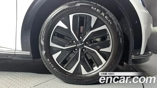 Kia EV6, миниатюра 11