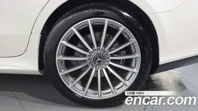 Mercedes-Benz AMG GT 4 43 4MATIC+, миниатюра 2