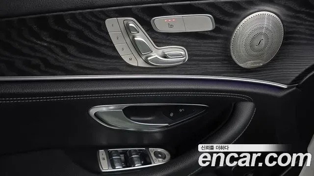 Mercedes-Benz E-Class E220d 4MATIC AMG Line, миниатюра 12