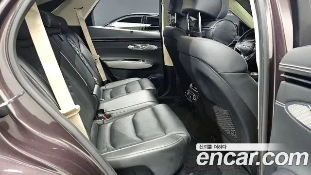 Genesis GV70 e-AWD, миниатюра 13